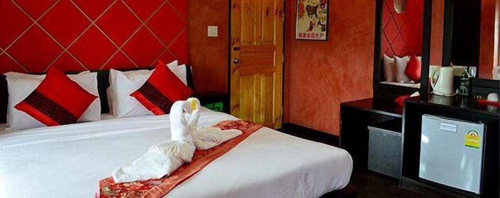 Tanisa Resort Chumpon Extérieur photo