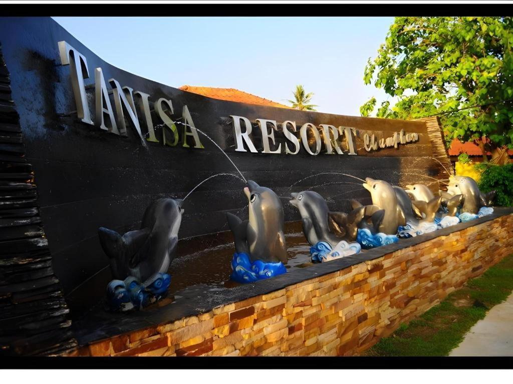 Tanisa Resort Chumpon Extérieur photo