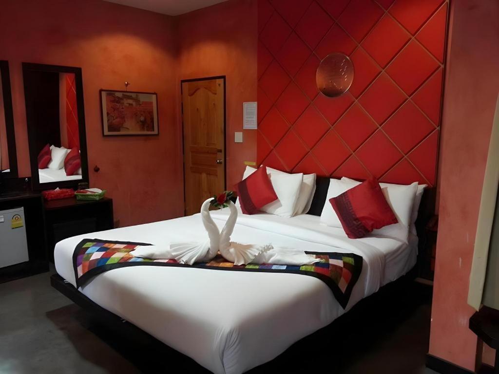 Tanisa Resort Chumpon Extérieur photo